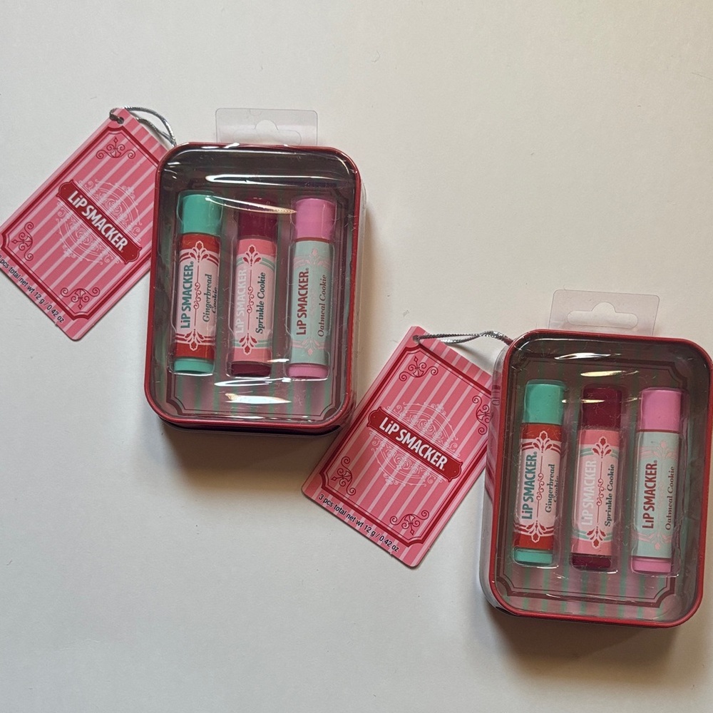 Lip Smacker Holiday Tin Bundle | Gingerbread Sprinkle Oatmeal Cookie Balms NWT 2